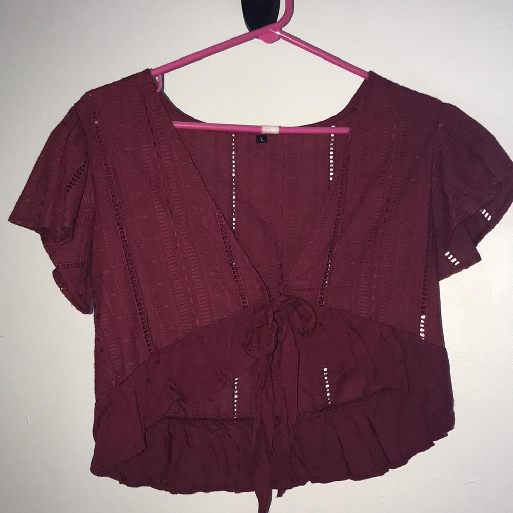 Cute cropped top!